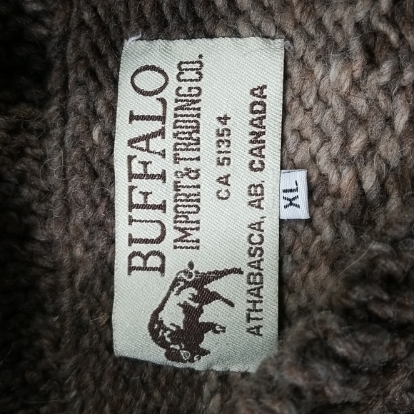 100% Wool Sweater Handknit - Picture 3 of 4